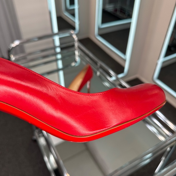 Christian louboutin pump - Picture 8 of 8